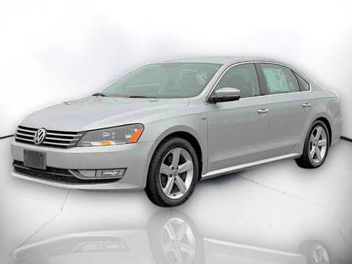 2015 Volkswagen Passat 1.8T Limited Edition