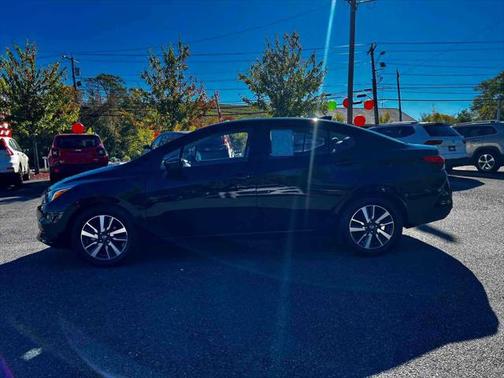 2021 Nissan Versa 1.6 SV