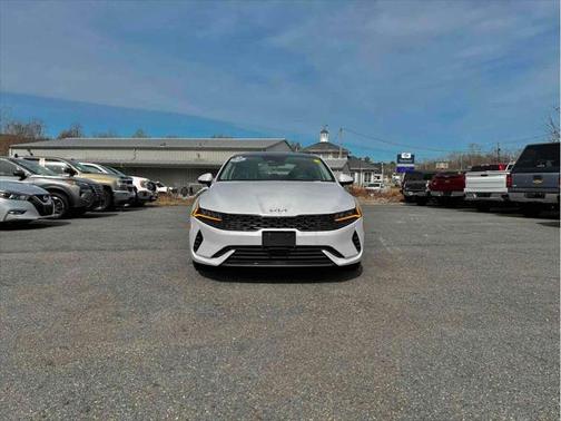 2024 Kia K5 EX