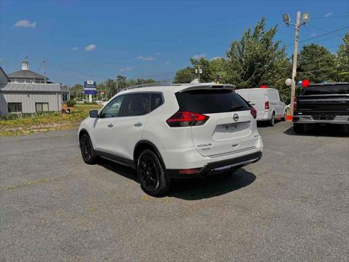 2017 Nissan Rogue SV