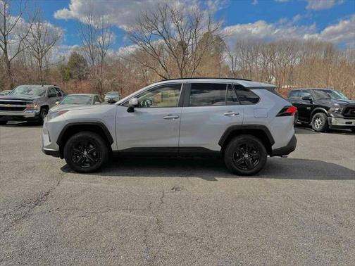 2020 Toyota RAV4 Hybrid LE