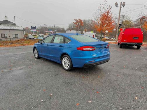 2019 Ford Fusion Hybrid SE