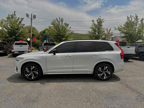 2022 Volvo XC90 Recharge Plug-In Hybrid T8 R-Design 7 Passenger