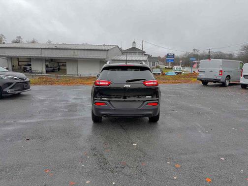 2018 Jeep Cherokee Latitude