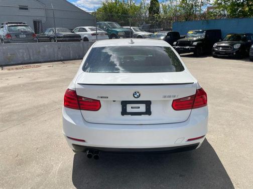 Alpine White 2013 BMW 328 xDrive