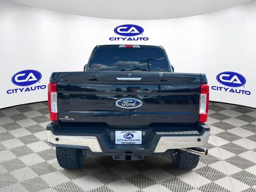 Agate Black Metallic 2019 Ford F-250 XLT