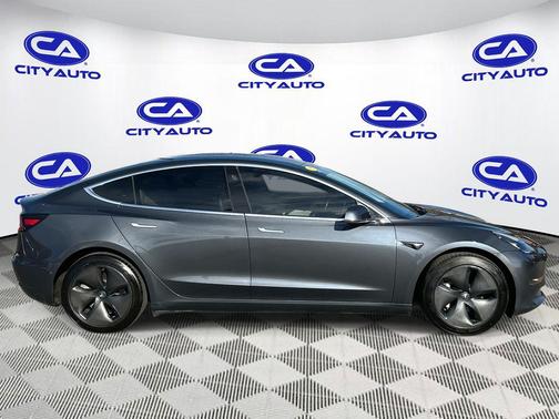 2019 Tesla Model 3 Mid Range