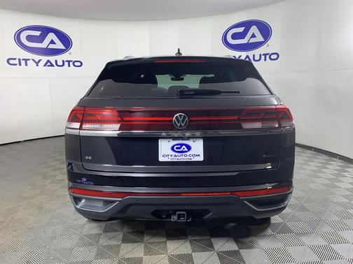 2025 Volkswagen Atlas Cross Sport 2.0T SE w/Technology 4MOTION