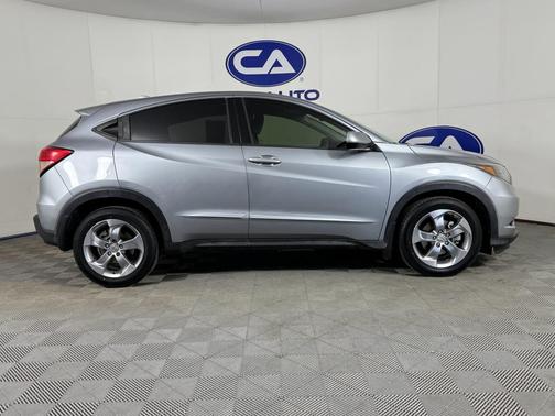 2017 Honda HR-V LX