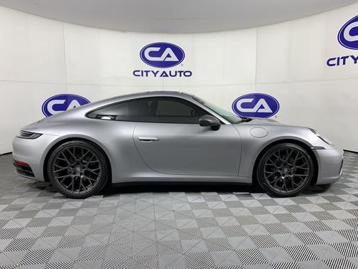 2023 Porsche 911 Carrera T