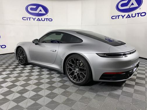 2023 Porsche 911 Carrera T