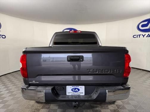2018 Toyota Tundra SR5