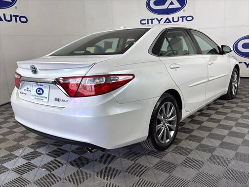 2015 Toyota Camry Hybrid XLE