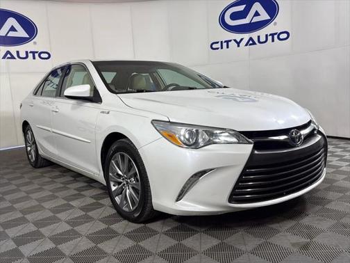 2015 Toyota Camry Hybrid XLE
