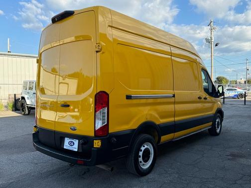 2020 Ford Transit-250 Base