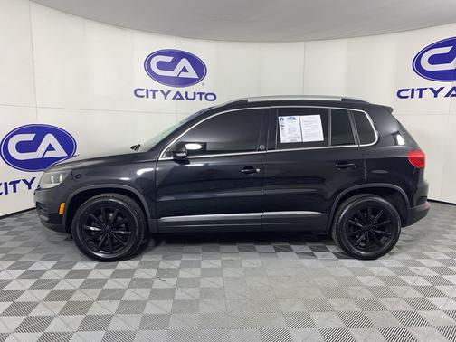 2017 Volkswagen Tiguan 2.0T Wolfsburg Edition