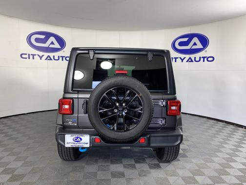 Granite Crystal Metallic Clearcoat 2022 Jeep Wrangler Unlimited 4xe Sahara