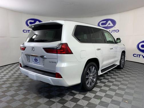 Starfire Pearl 2016 Lexus LX 570 Base