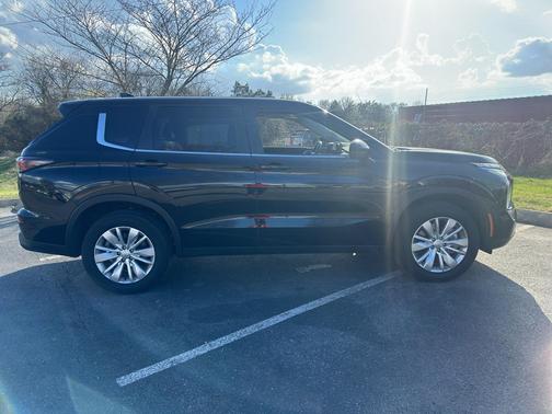 2025 Mitsubishi Outlander ES 2.5 2WD