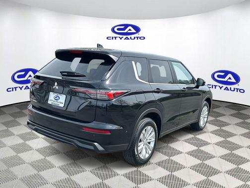 2025 Mitsubishi Outlander ES 2.5 2WD