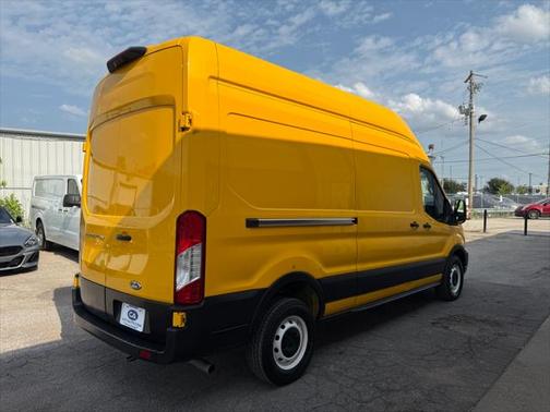 2021 Ford Transit-250 Base
