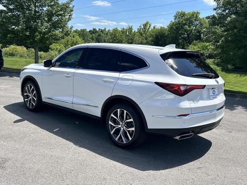 Platinum White Pearl 2024 Acura MDX Technology Package
