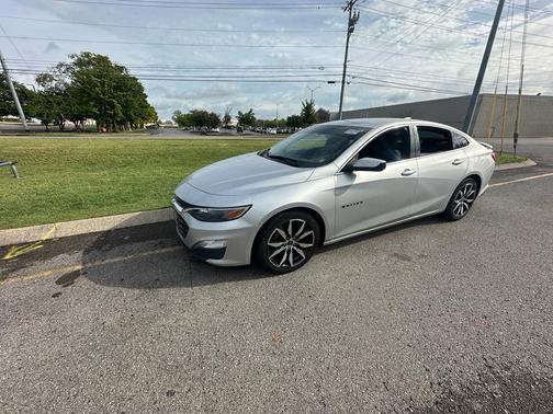 2021 Chevrolet Malibu FWD RS