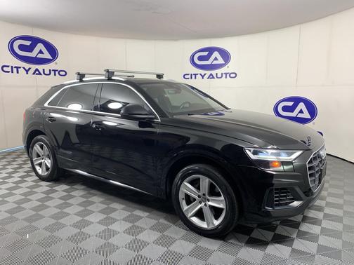 Night Black 2019 Audi Q8 3.0T Premium