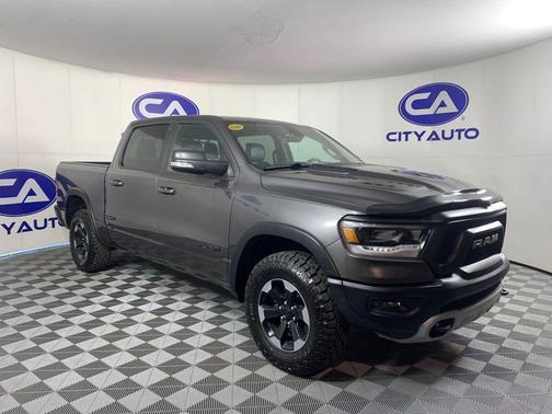 Granite Crystal Metallic Clearcoat 2019 RAM 1500 Rebel
