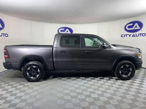 Granite Crystal Metallic Clearcoat 2019 RAM 1500 Rebel