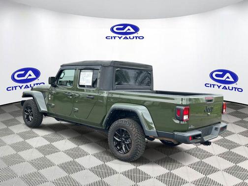 2021 Jeep Gladiator Sport