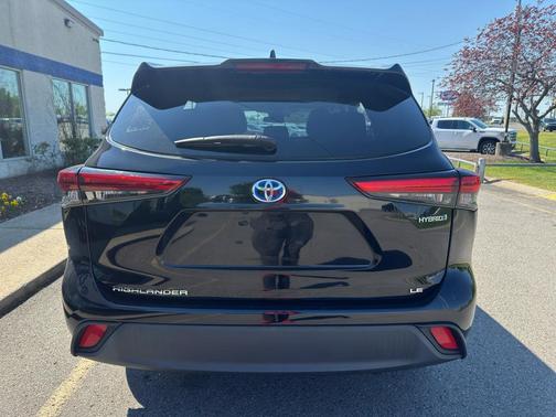 2021 Toyota Highlander Hybrid LE