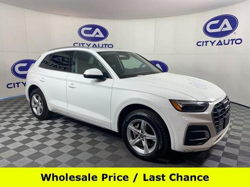 Ibis White 2021 Audi Q5 45 Premium