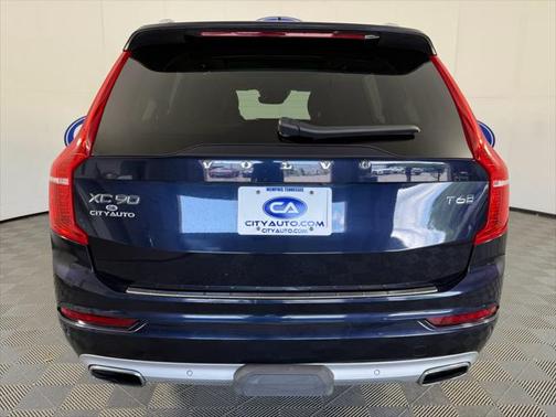 2019 Volvo XC90 T6 Momentum