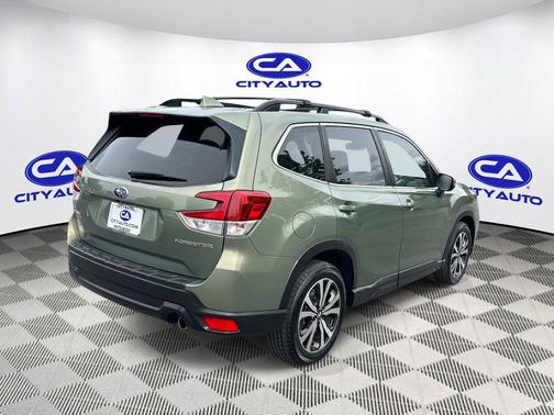 Jasper Green Metallic 2020 Subaru Forester Limited