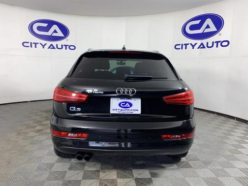 2017 Audi Q3 2.0T Premium