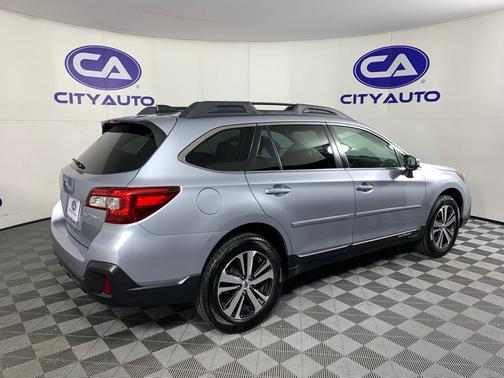 Ice Silver Metallic 2019 Subaru Outback 2.5i Limited