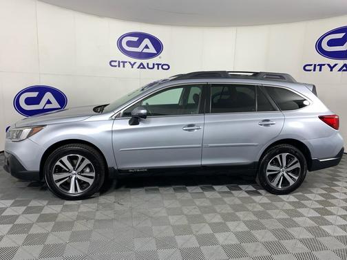 Ice Silver Metallic 2019 Subaru Outback 2.5i Limited