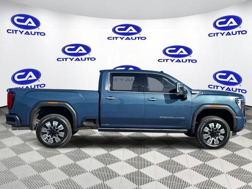 2024 GMC Sierra 2500 Denali