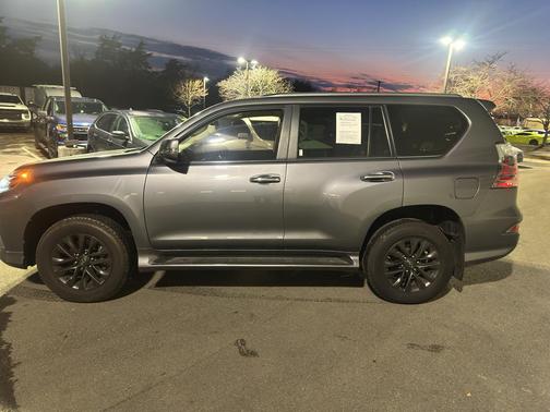 2023 Lexus GX 460 Premium