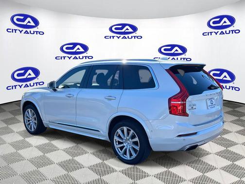 2018 Volvo XC90 T6 Inscription