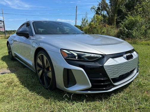 Florett Silver Metallic 2022 Audi RS e-tron GT quattro