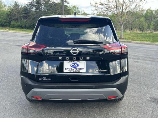 Super Black 2023 Nissan Rogue SV