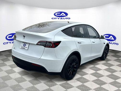 2021 Tesla Model Y Long Range Dual Motor All-Wheel Drive