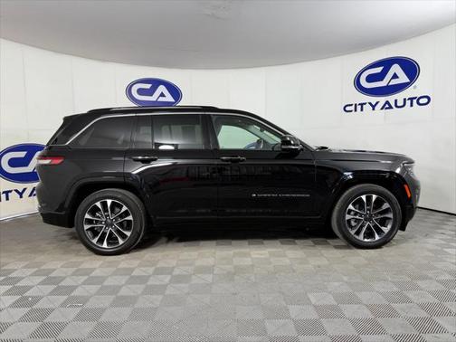 2022 Jeep Grand Cherokee 4xe Overland
