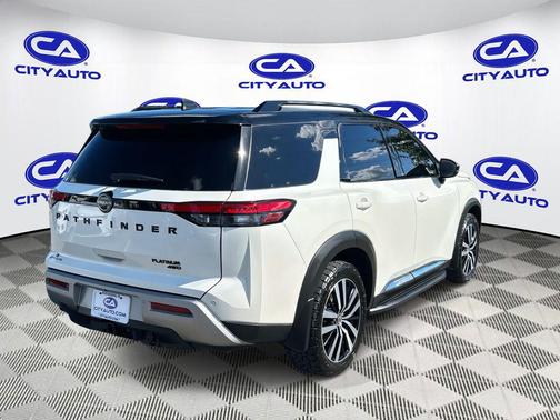 2024 Nissan Pathfinder Platinum 4WD