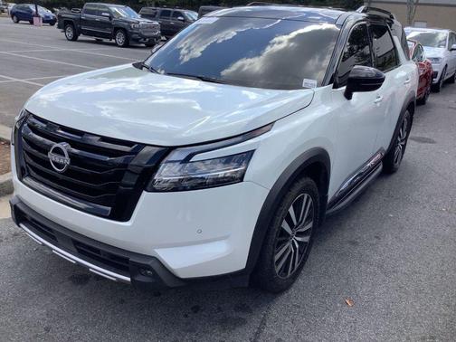 2024 Nissan Pathfinder Platinum 4WD