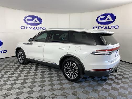 Pristine White Metallic Tri-Coat 2020 Lincoln Aviator Reserve AWD