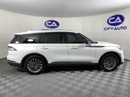 Pristine White Metallic Tri-Coat 2020 Lincoln Aviator Reserve AWD