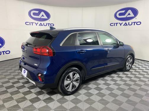 Deep Cerulean 2020 Kia Niro LX